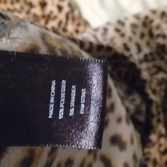 Women's  Simply Vera Velour Pajama Set - Picture 9 of 10